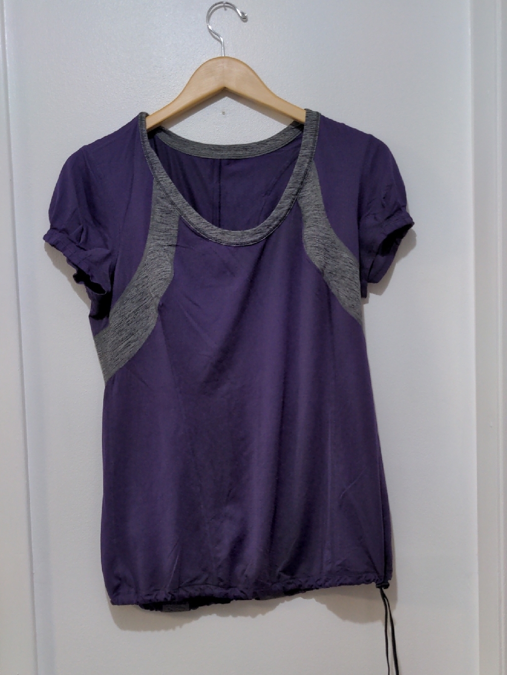EUC Lululemon Run Revitalize SS Tee